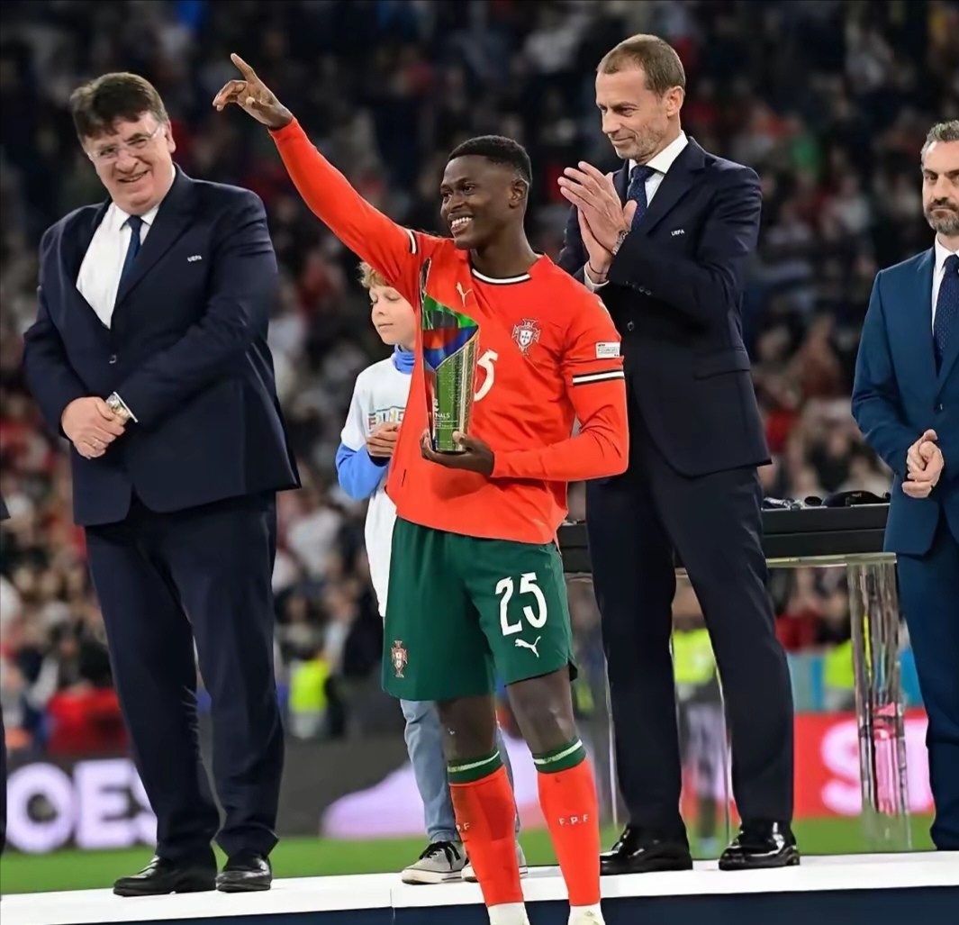 九游网页平台-葡萄牙体育迎西甲关键赛，今晨战术微调，媒体盛赞，赛季目标并未改变的简单介绍